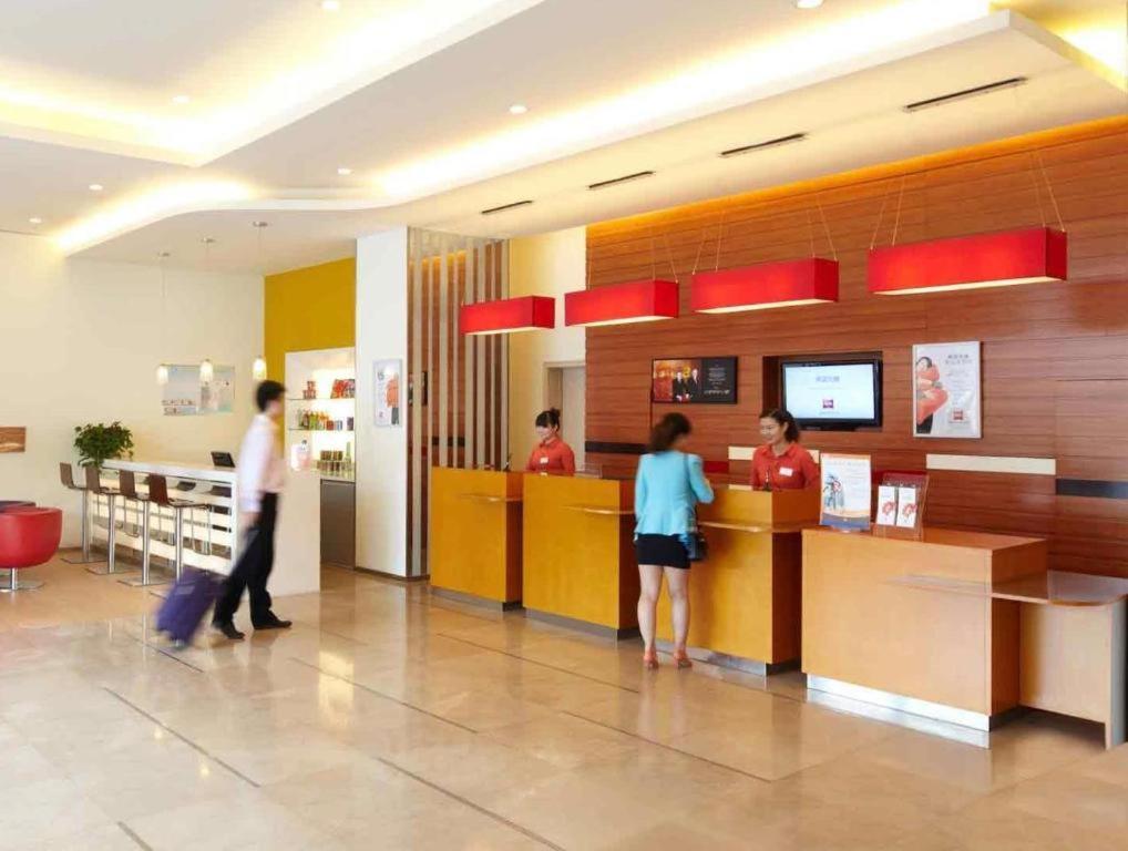 Ibis Styles Wuhan Optics Valley Square Hotel Eksteriør bilde